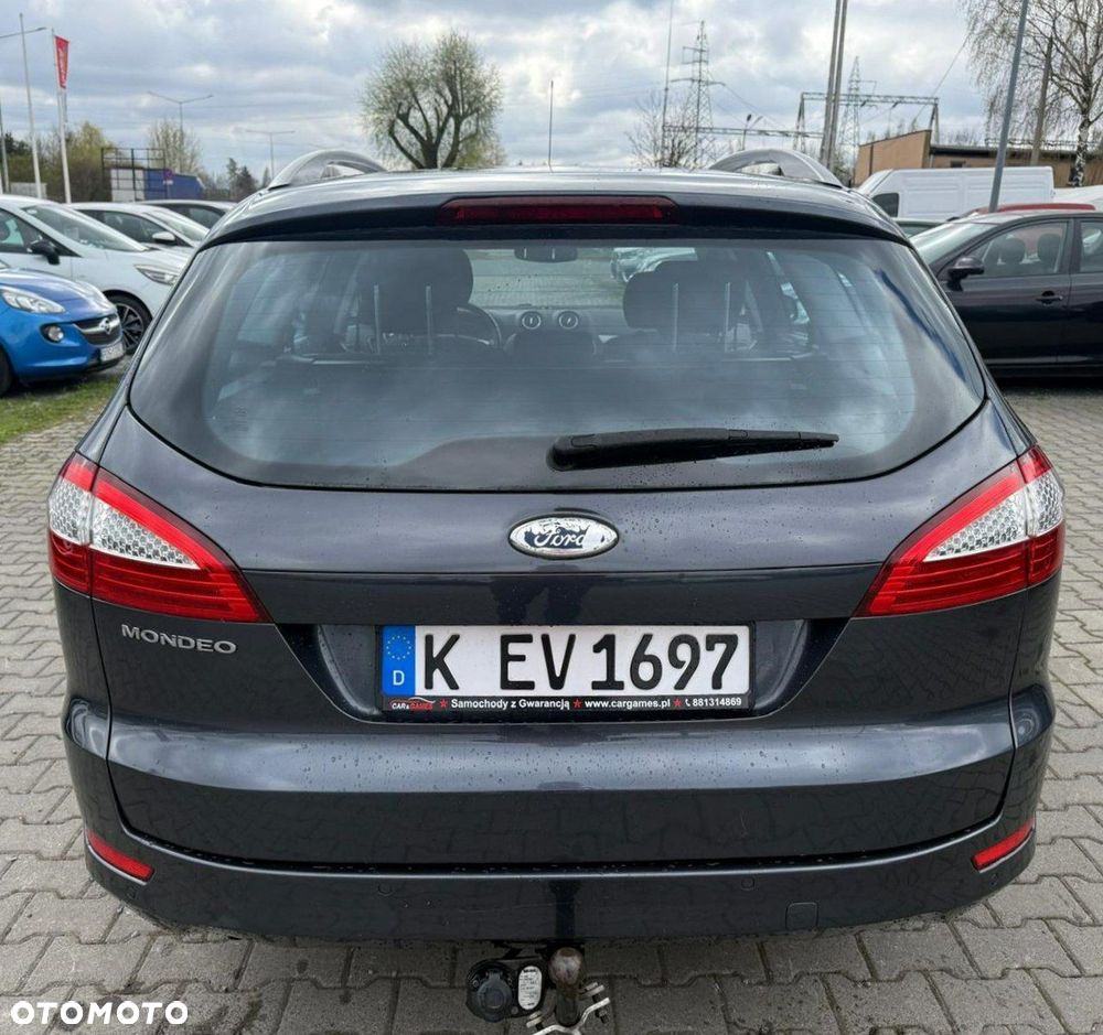 Ford Mondeo 2.0 FF Titanium - 12