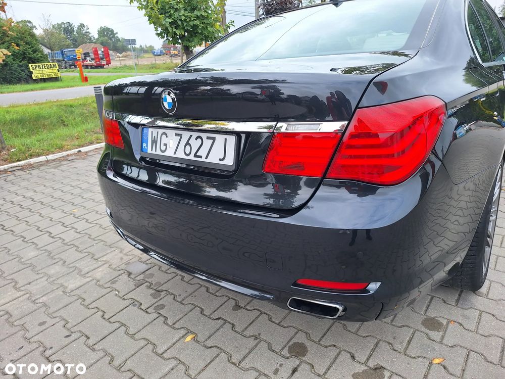 BMW Seria 7 740d xDrive - 9