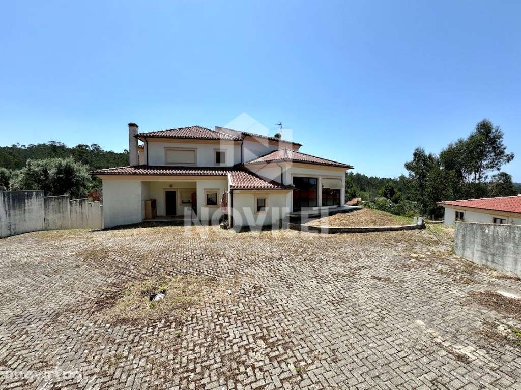 Moradia Isolada T4 com piscina interior, Próxima de Pombal. - Grande imagem: 2/34