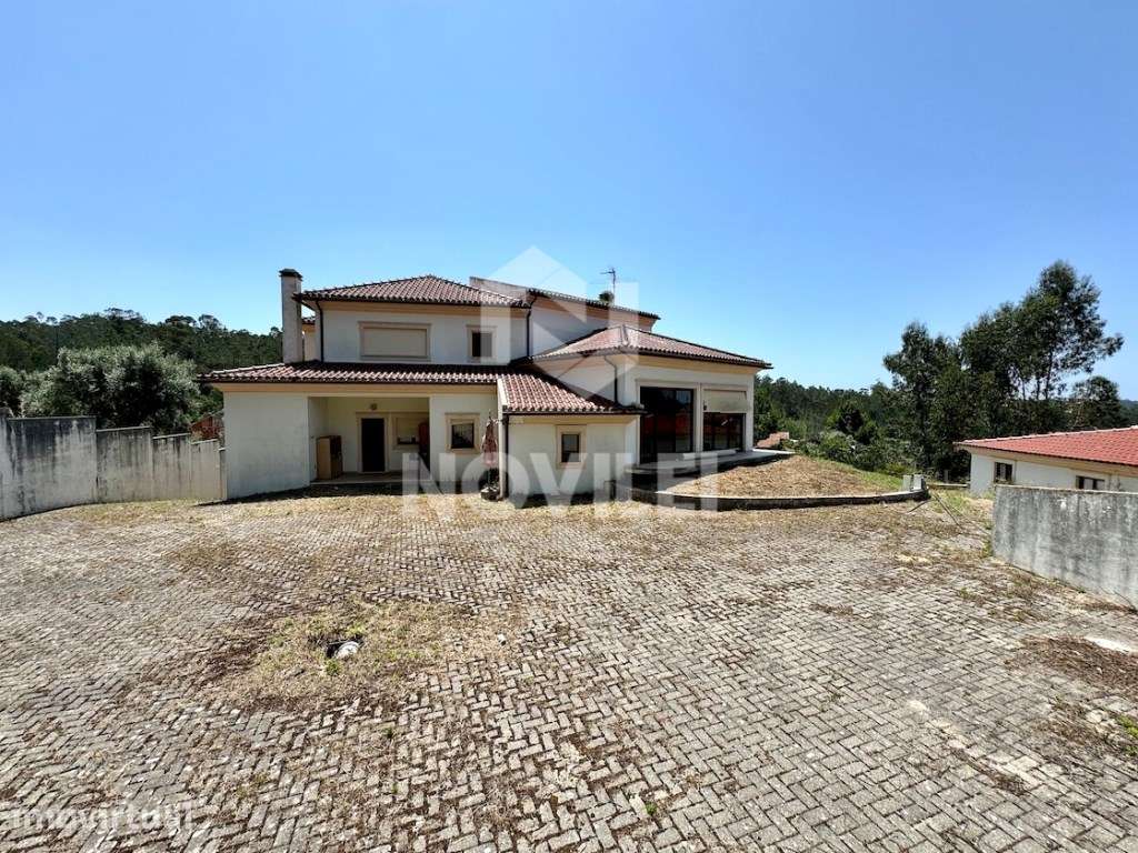 Moradia Isolada T4 com piscina interior, Próxima de Pombal. - Grande imagem: 2/34