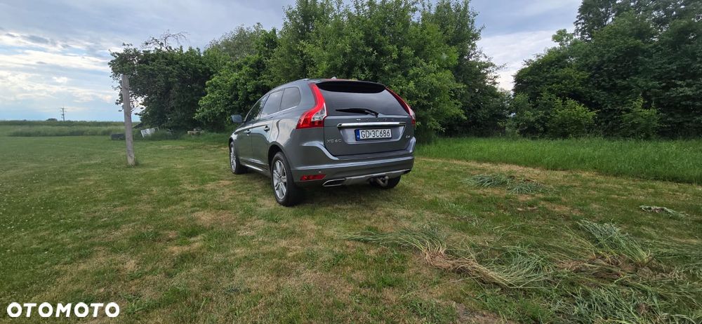 Volvo XC 60 D4 R-Design - 37