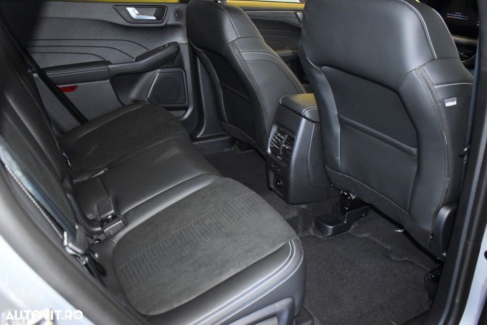 Ford Kuga - 22