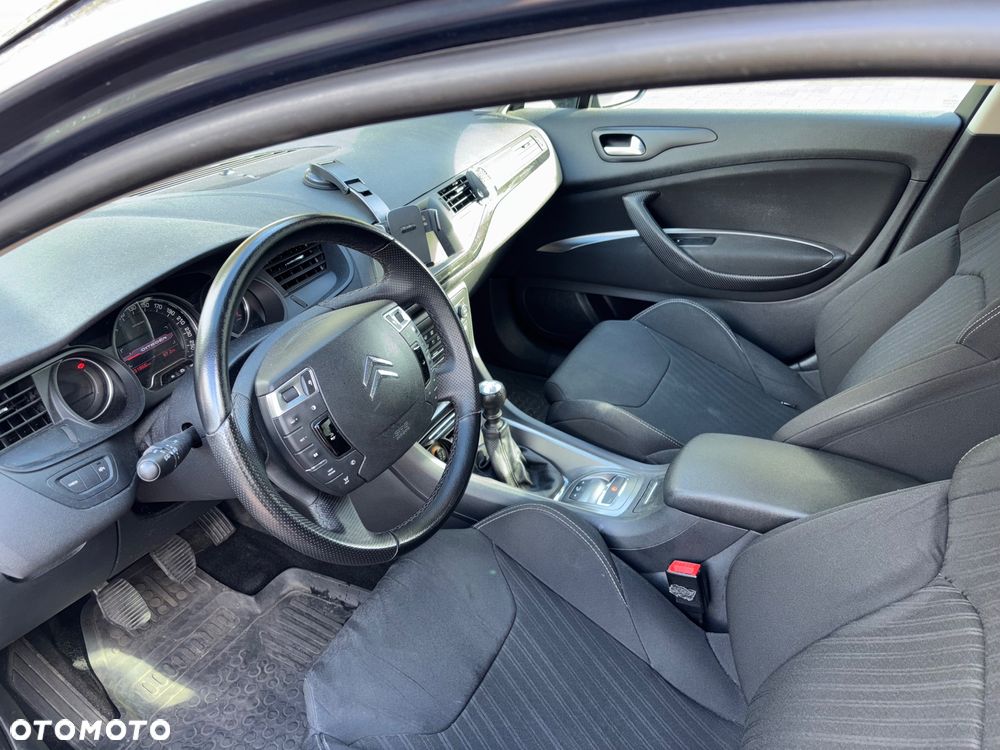 Citroën C5 2.0 HDi Confort - 5