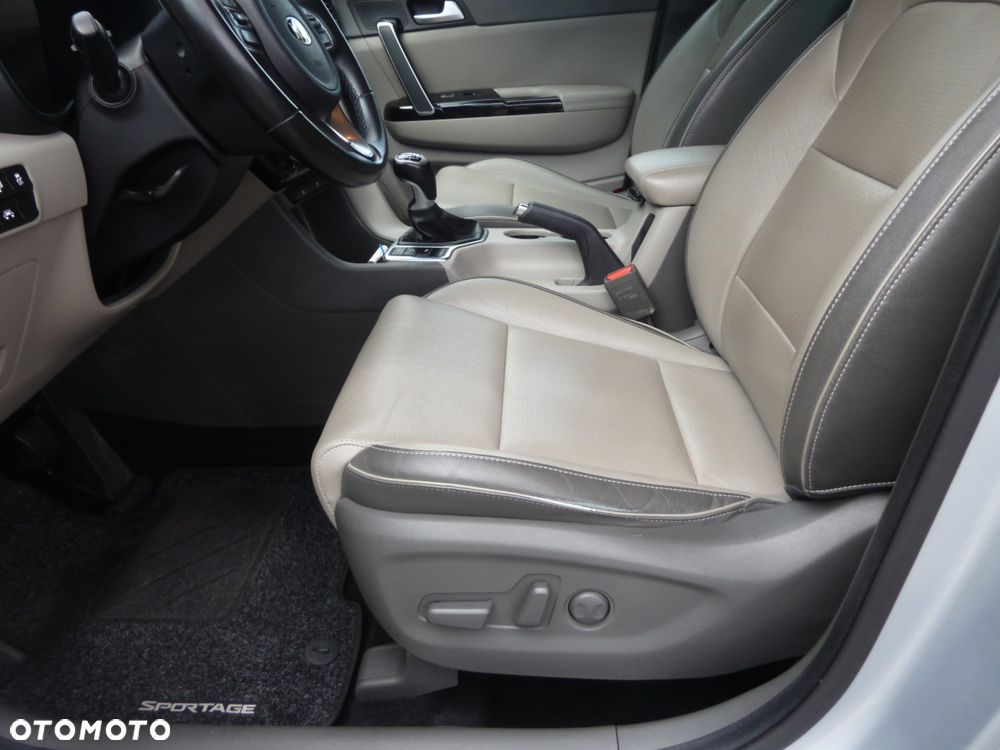 Kia Sportage 1.6 GDI 2WD DREAM-TEAM EDITION - 7