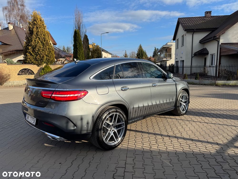 Mercedes-Benz GLE 400 4-Matic 9G-TRONIC - 11