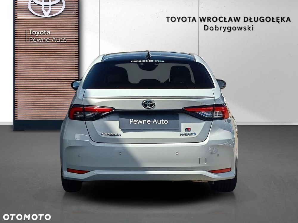 Toyota Corolla - 4