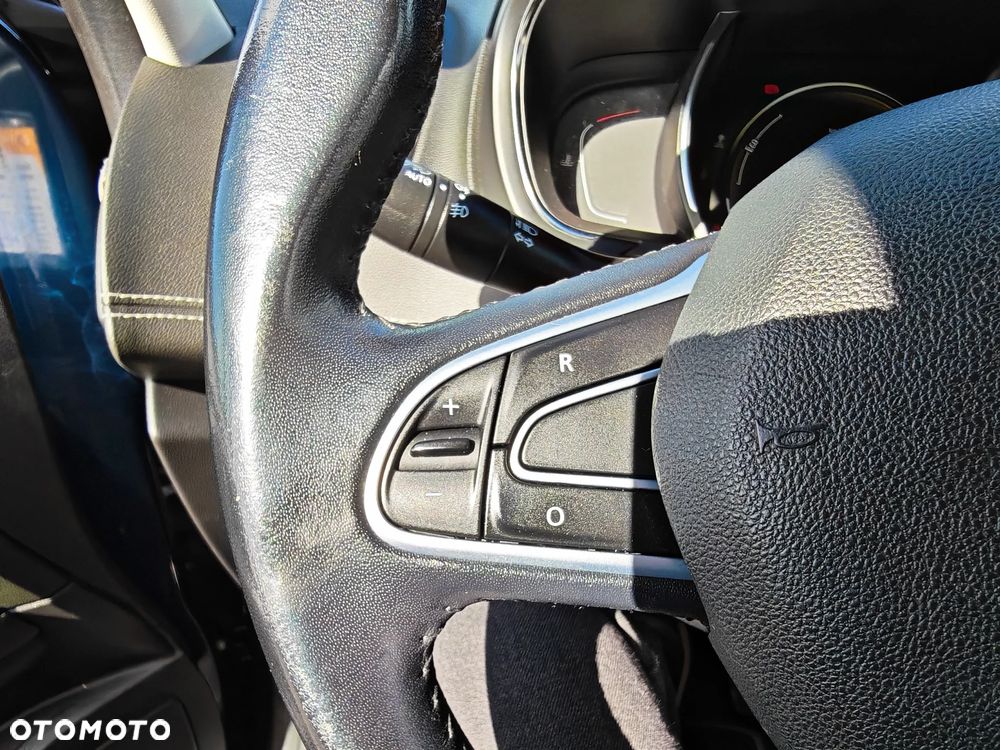 Renault Scenic - 18