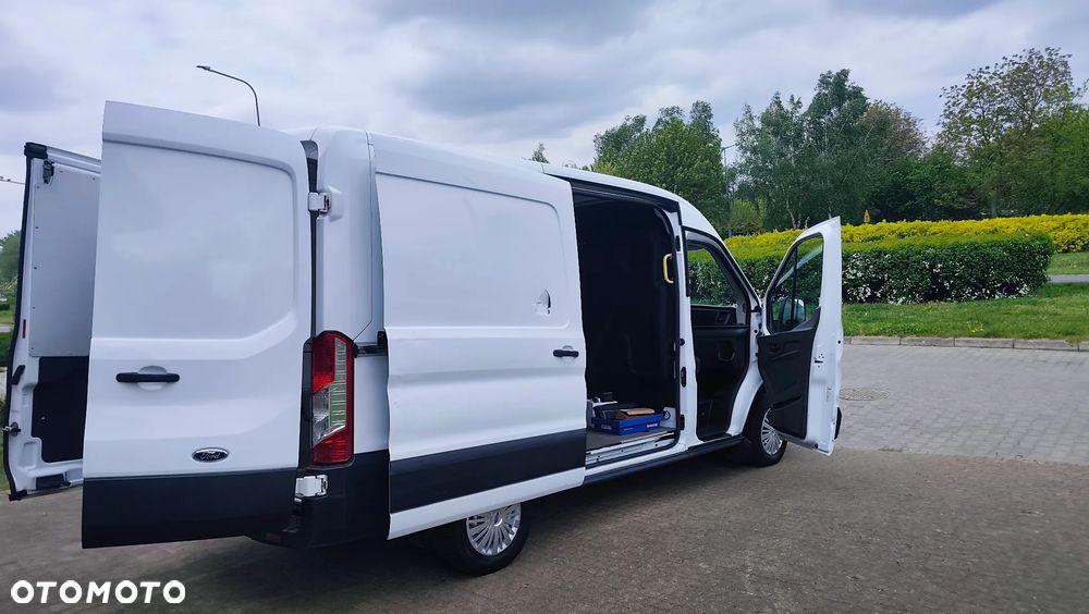 Ford Transit - 15
