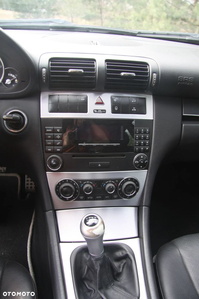 Mercedes-Benz Klasa C 200 CDI Classic Sport Edition - 17