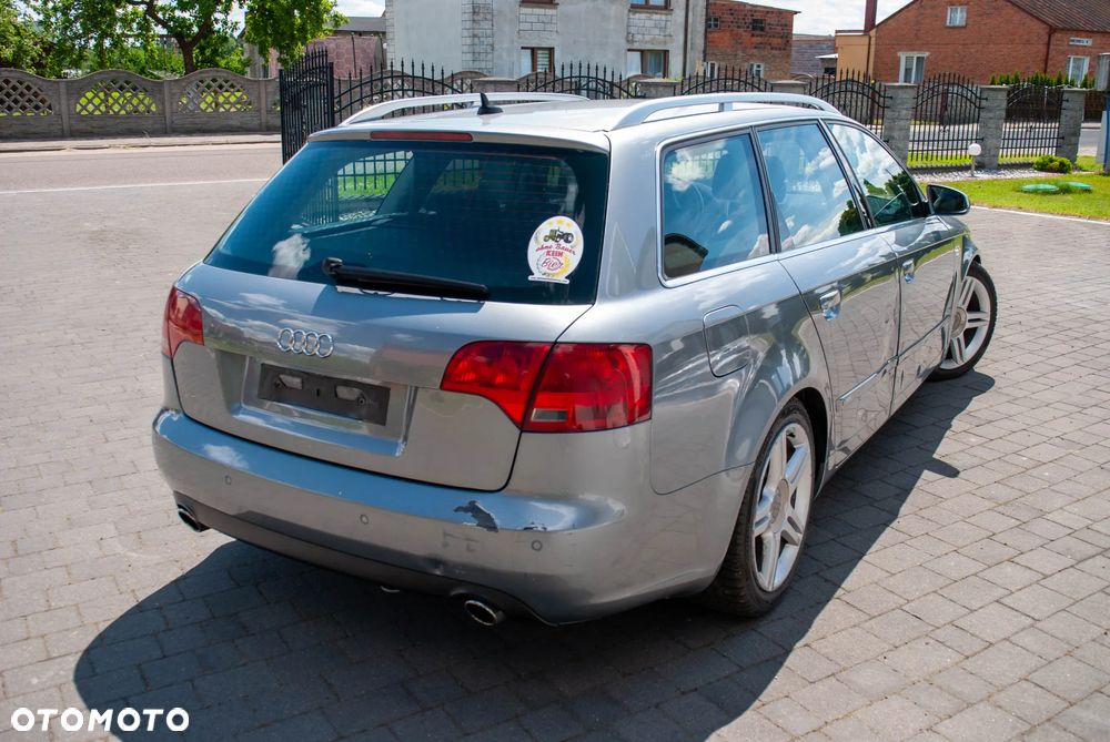Audi A4 Avant 2.0 TDI DPF quattro - 8