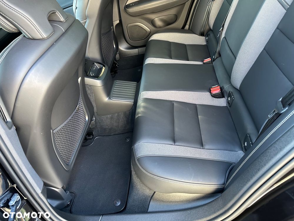 Volvo S60 T8 Recharge AWD Geartronic RDesign - 17
