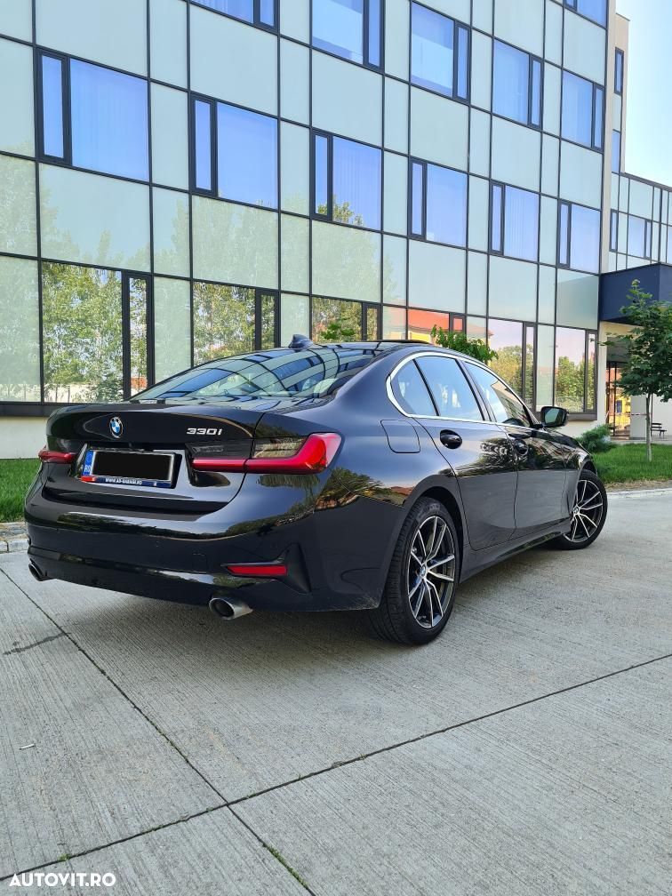 BMW Seria 3 330i AT Sport Line - 1