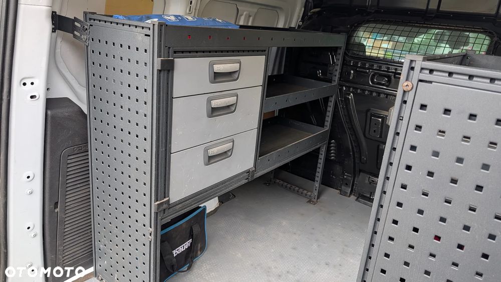 Ford Connect - 12