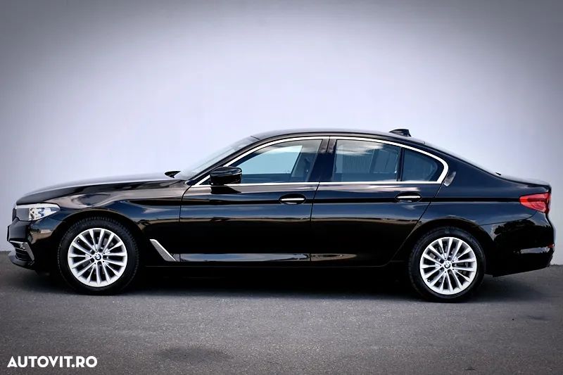 BMW Seria 5 520d Efficient Dynamics Edition Aut. Luxury Line - 7