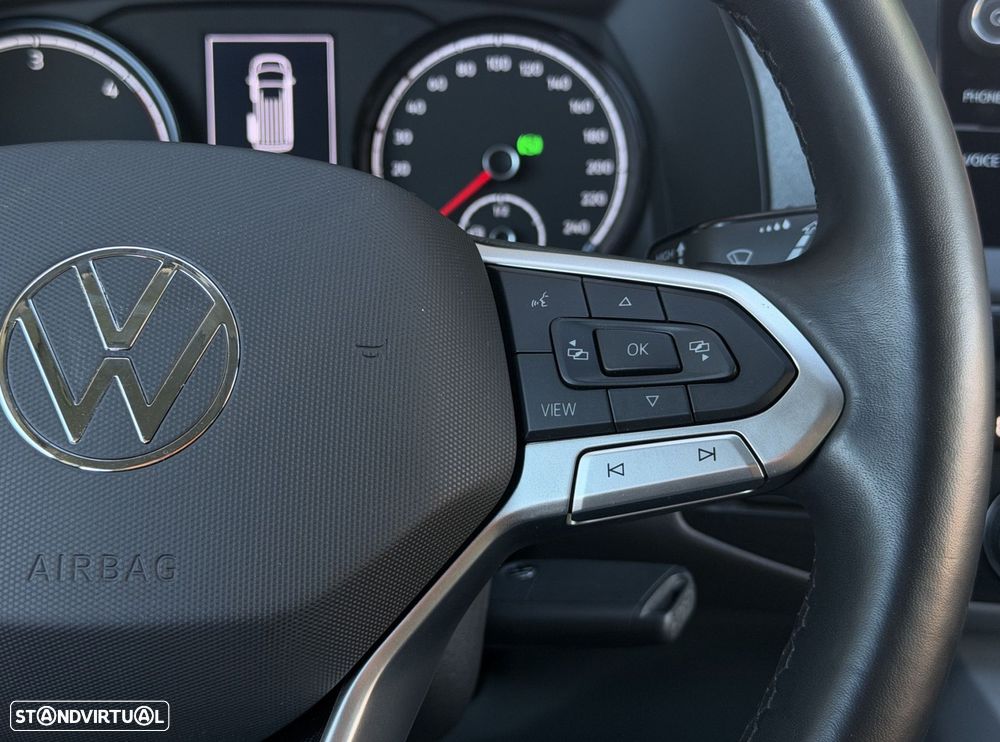 VW Caravelle - 9