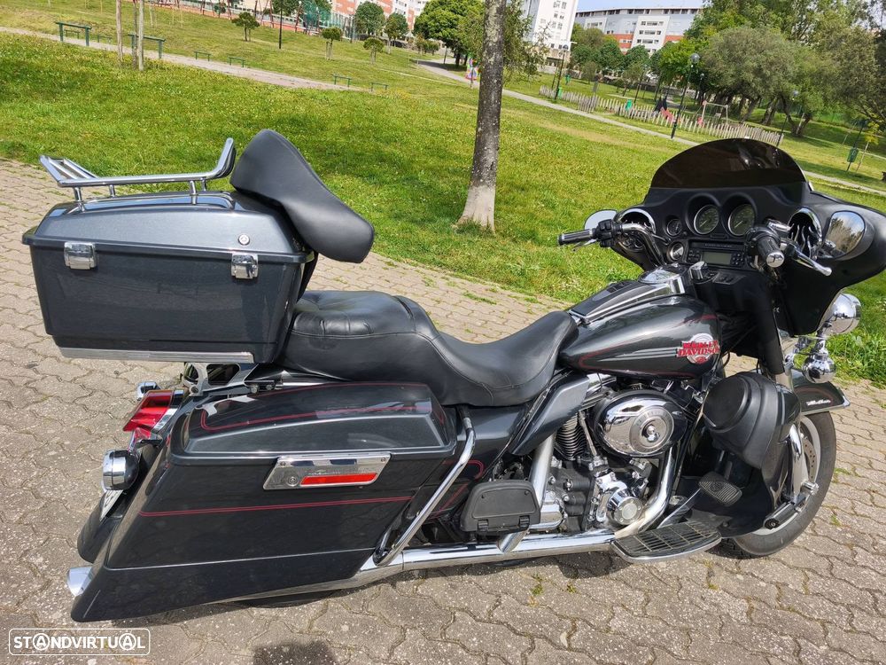 Harley-Davidson Electra glide - 15