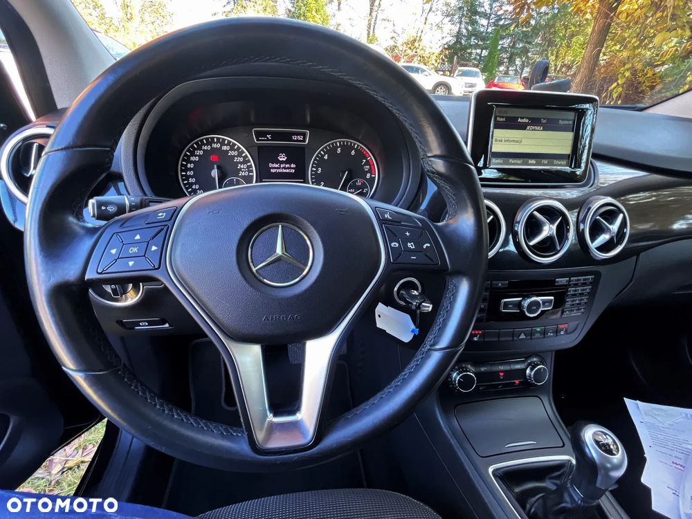 Mercedes-Benz Klasa B 180 (BlueEFFICIENCY) - 5