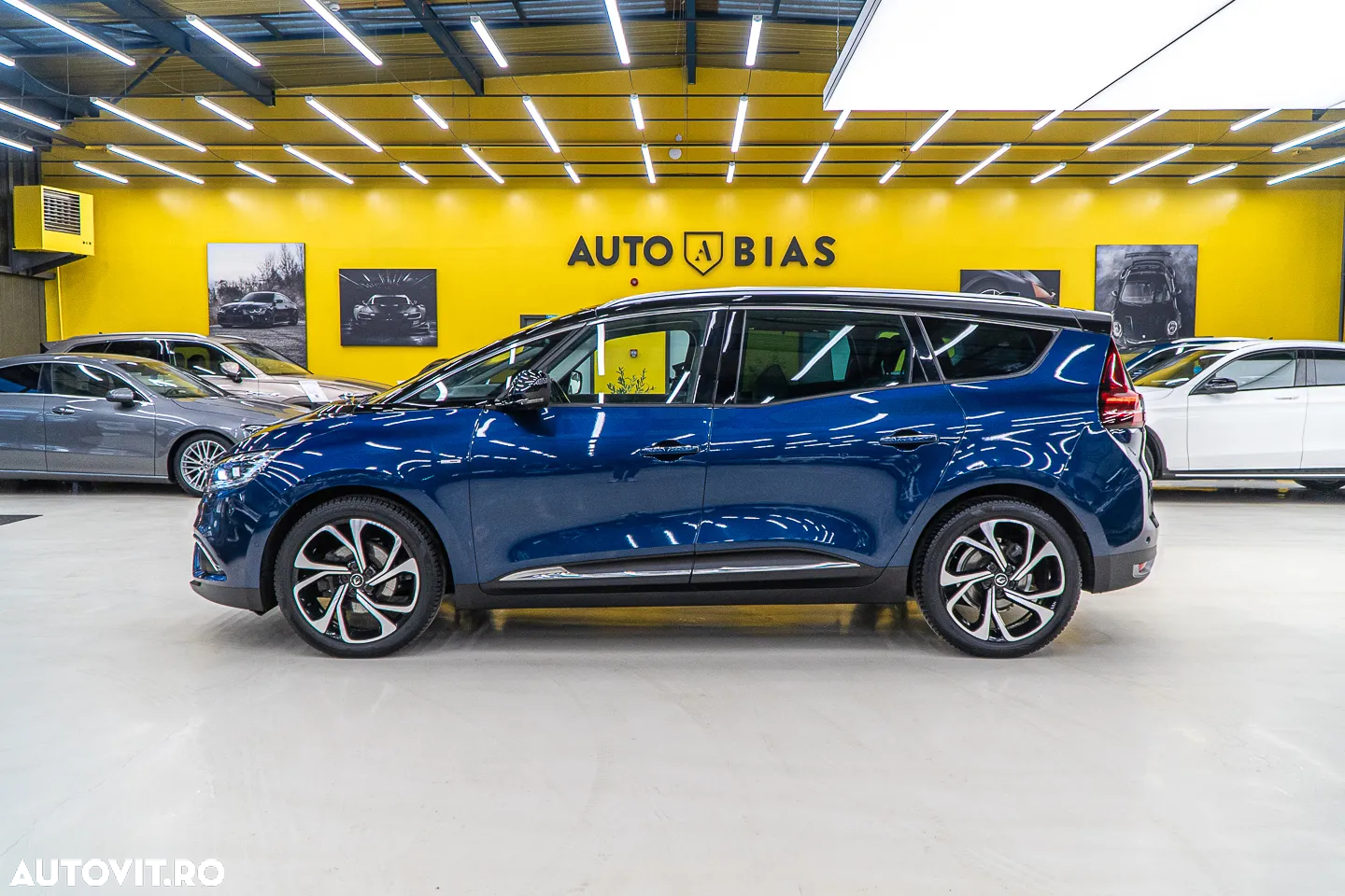 Renault Grand Scenic TCe 140 GPF EDC BOSE EDITION - 17