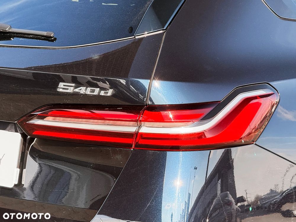 BMW Seria 5 540d xDrive - 9