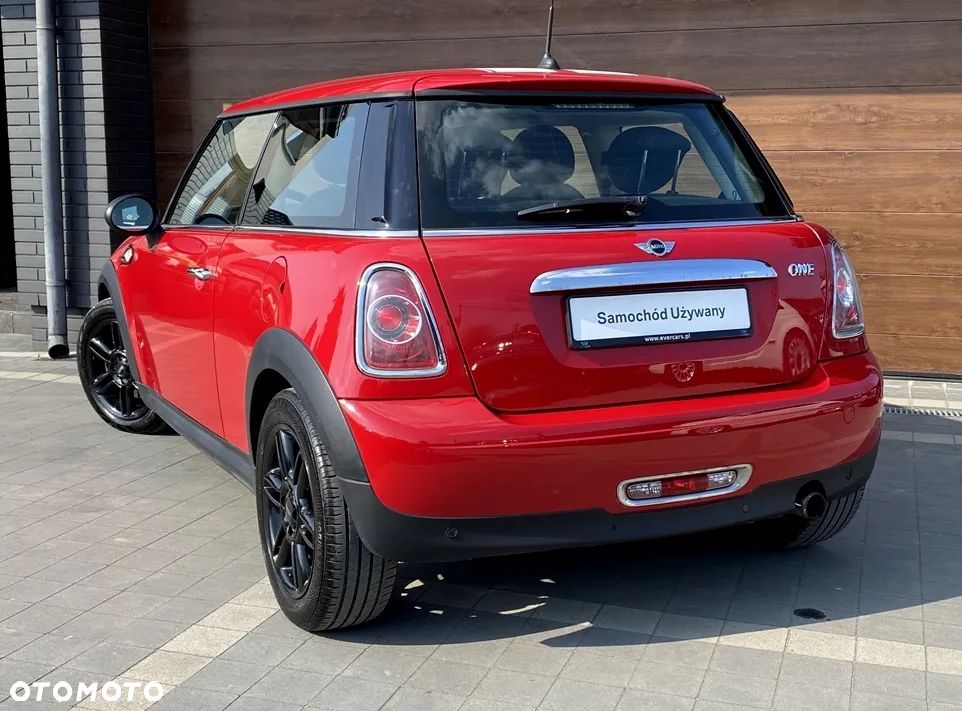 MINI ONE Standard - 9