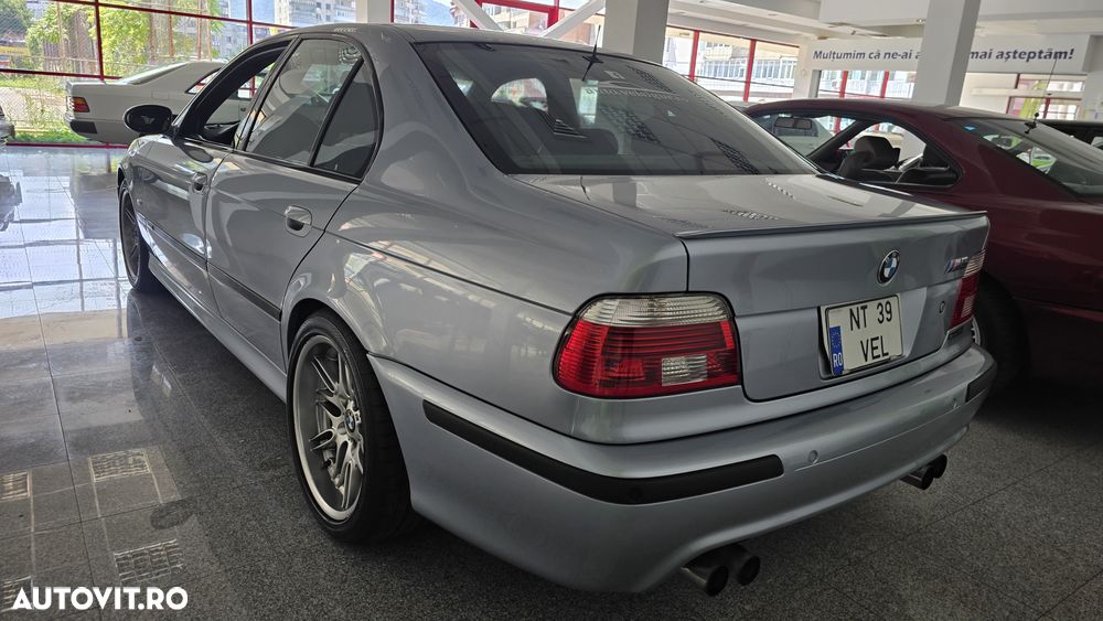 BMW M5 Standard - 2