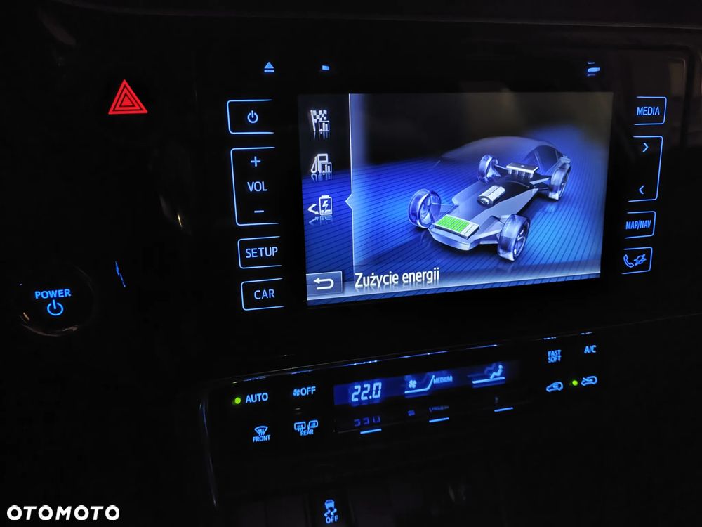 Toyota Auris Hybrid 135 Premium - 12