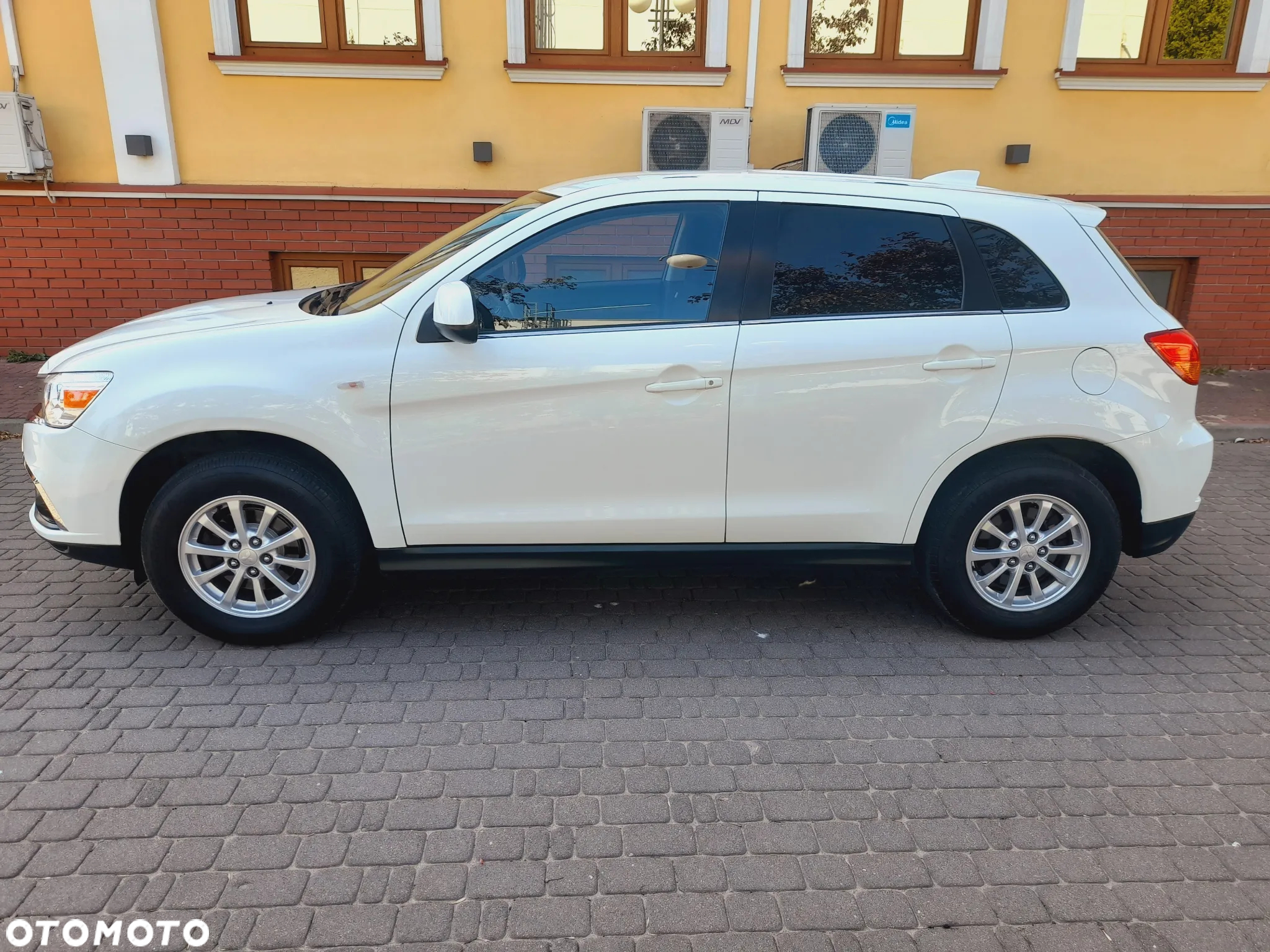 Mitsubishi ASX 1.6 Invite - 3