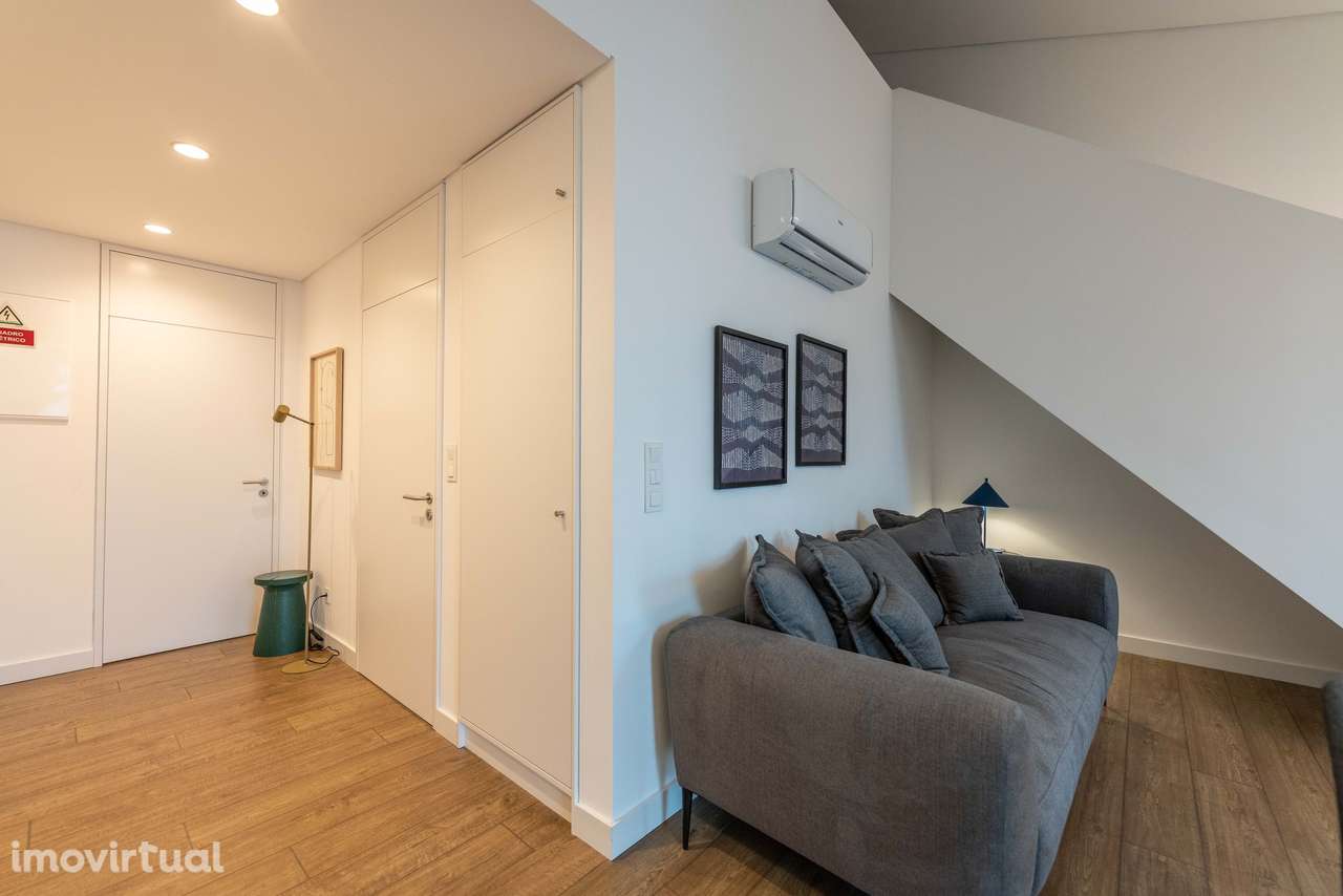 Apartamento T2 (Chicharro) com licença AL no coração de Ponta Delgada - Grande imagem: 5/29