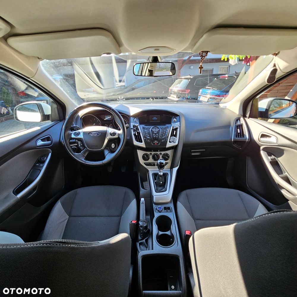 Ford Focus 1.6 TDCi DPF Trend - 14