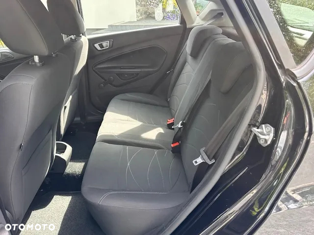 Ford Fiesta 1.6 TDCI Champions Edition - 8
