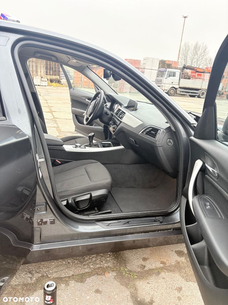 BMW Seria 1 116d - 22