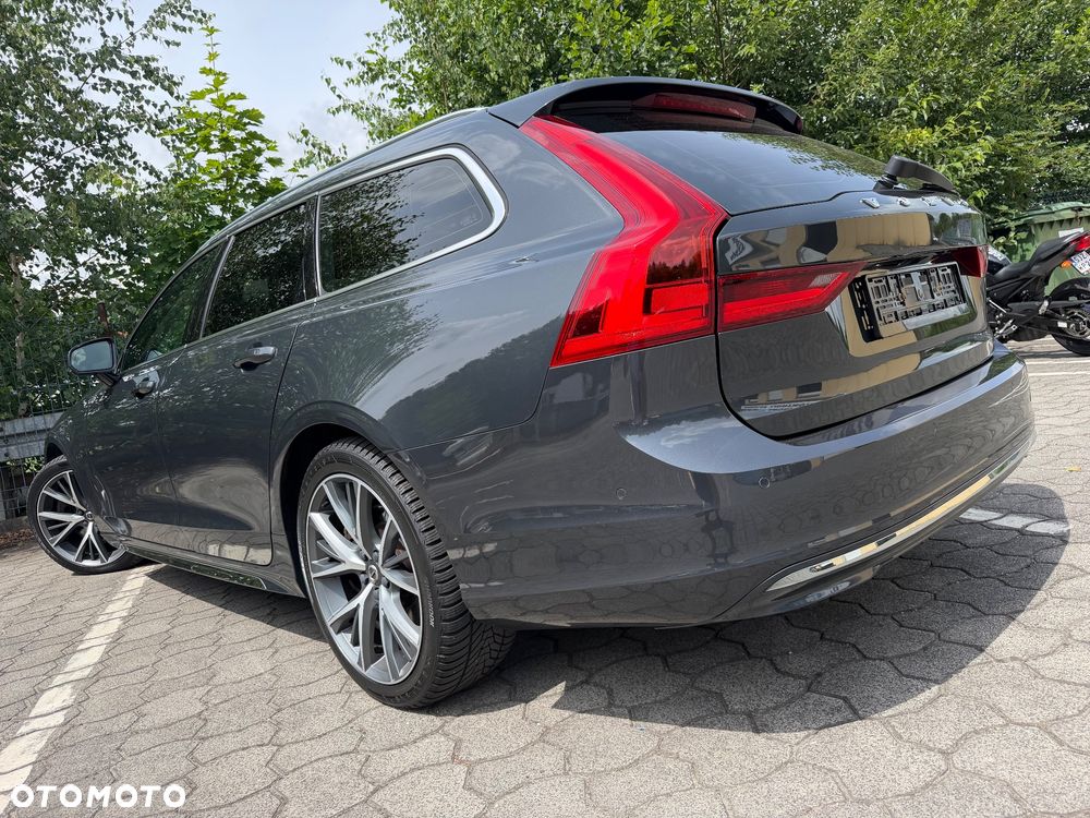 Volvo V90 T6 AWD Geartronic Momentum - 4