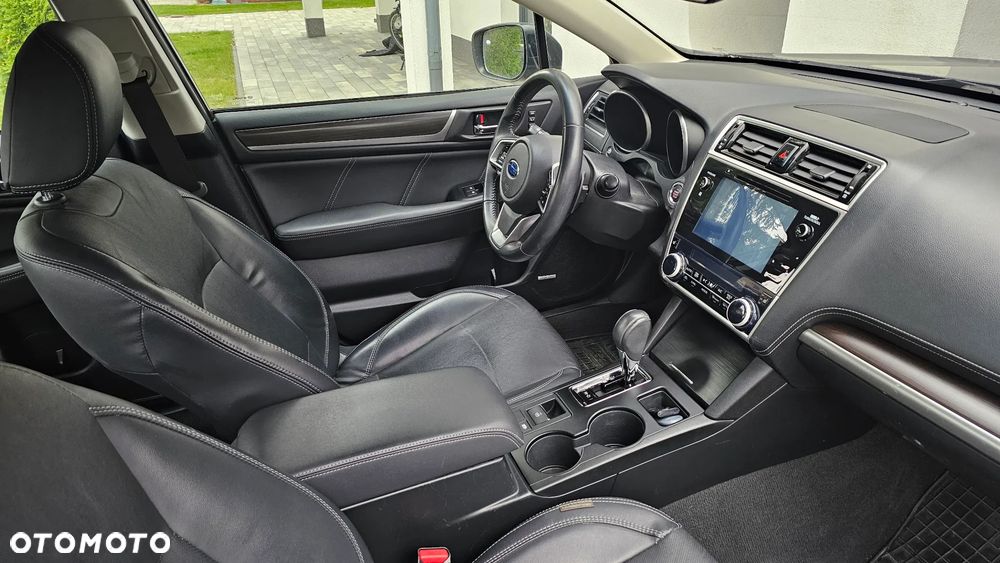Subaru Legacy - 18