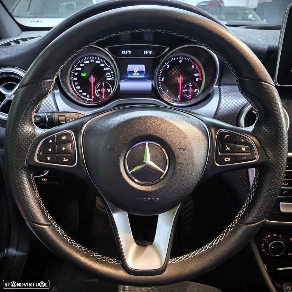 Mercedes-Benz A 180 d Urban — fotografia 16