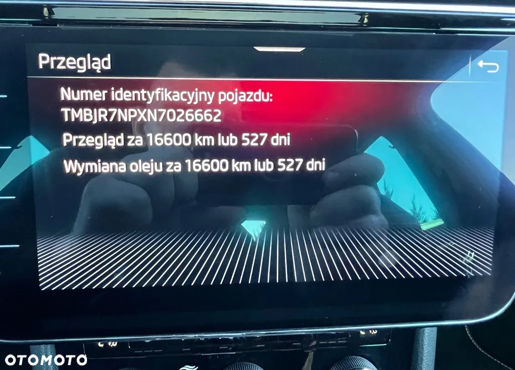 Skoda Superb 2.0 TDI SCR Sportline DSG - 24