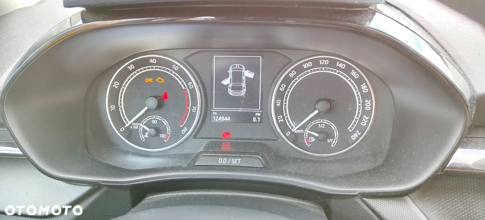 Skoda Fabia 1.0 Ambition - 10