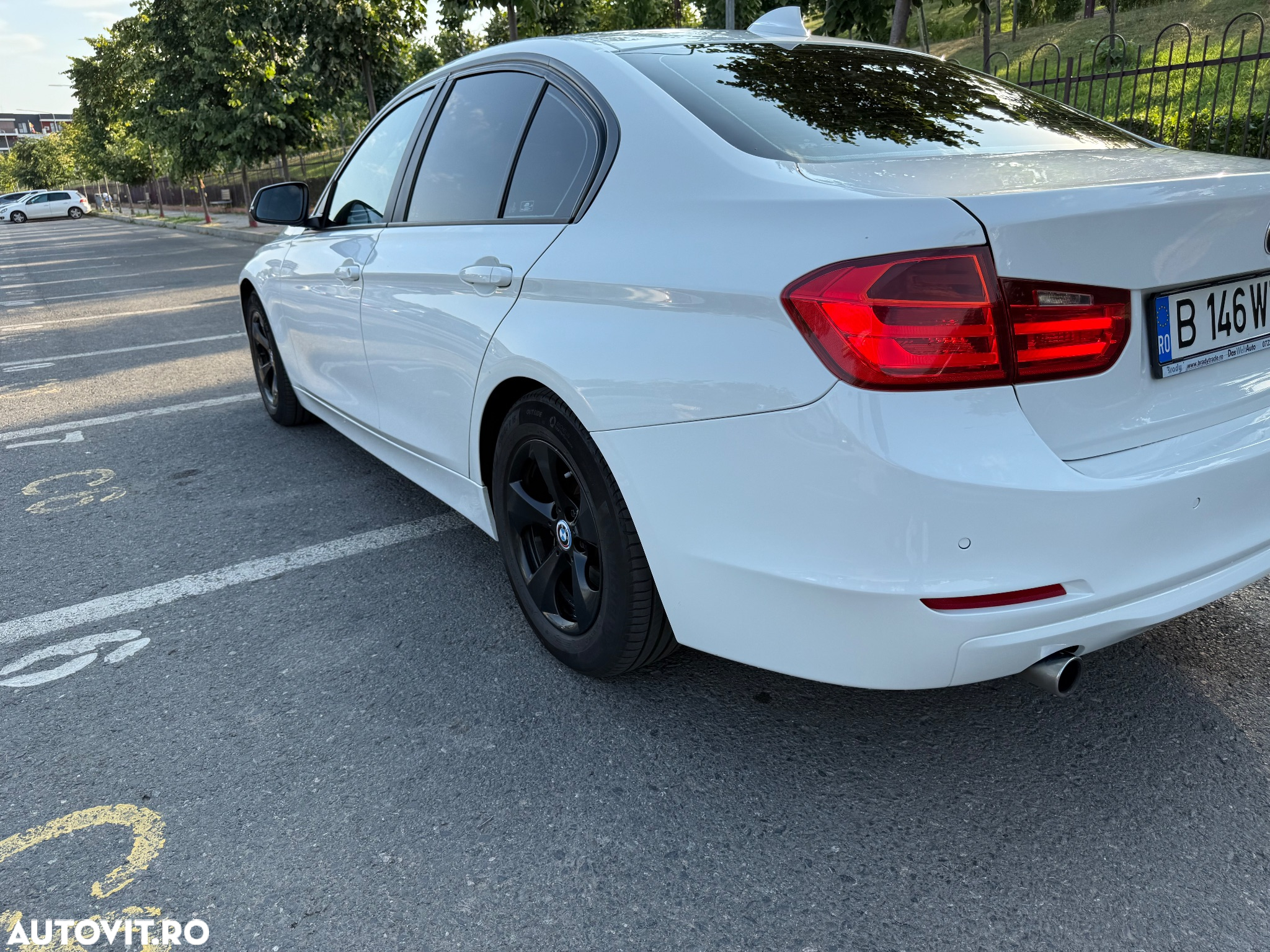 BMW Seria 3 - 16