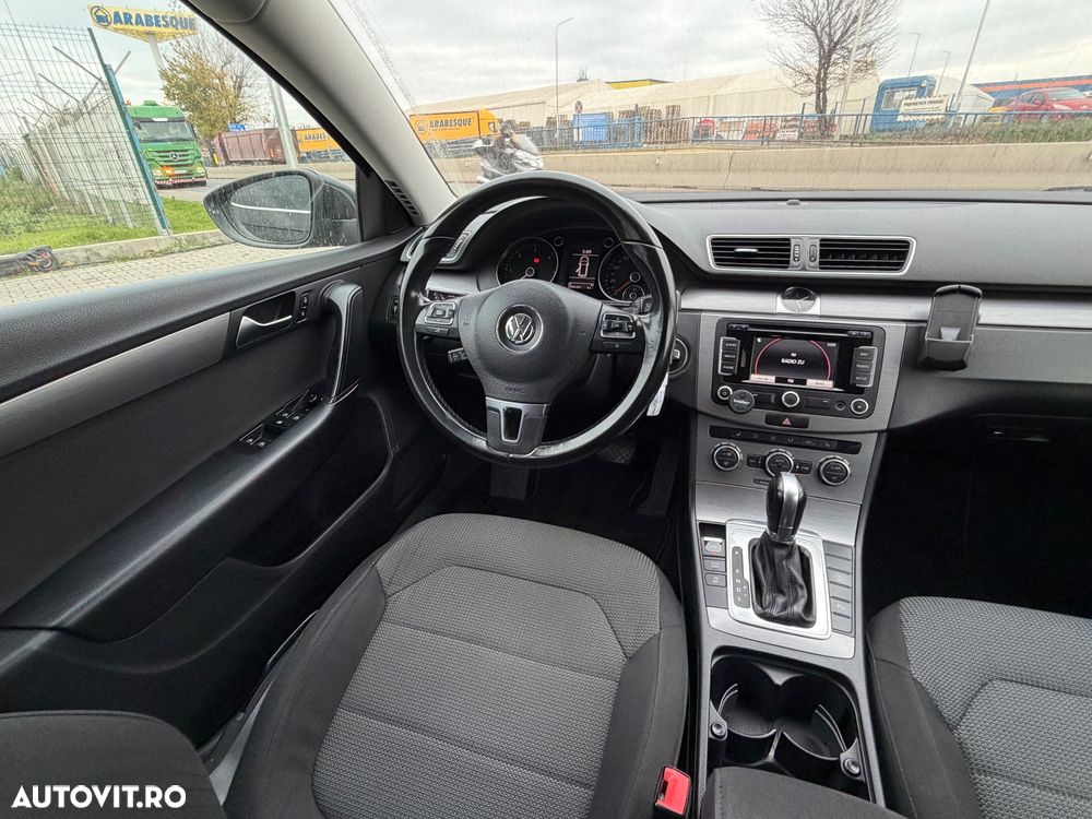 Volkswagen Passat Variant 2.0 TDI DSG BlueMotion Technology Comfortline - 20