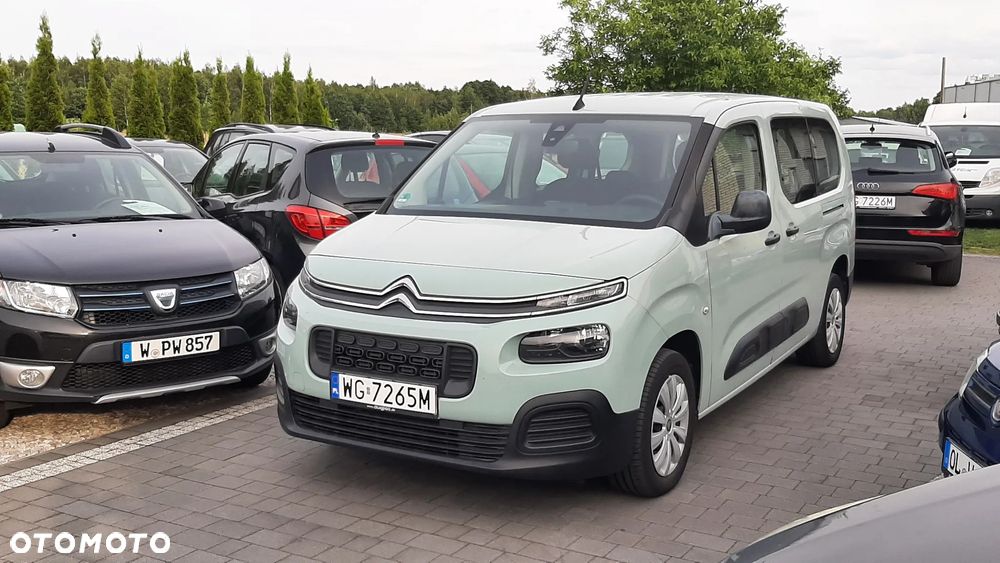 Citroën Berlingo XL PureTech 110 SHINE - 1