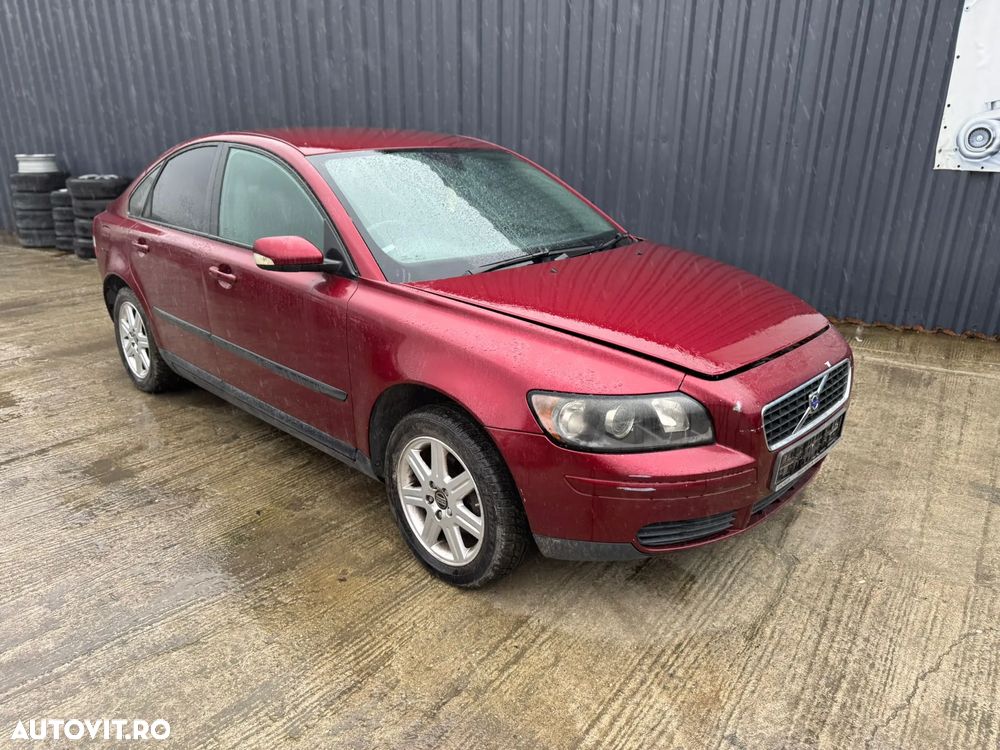 Dezmembrez Volvo S40 2005 BERLINA 1.6i, COD MOTOR :B4164S3