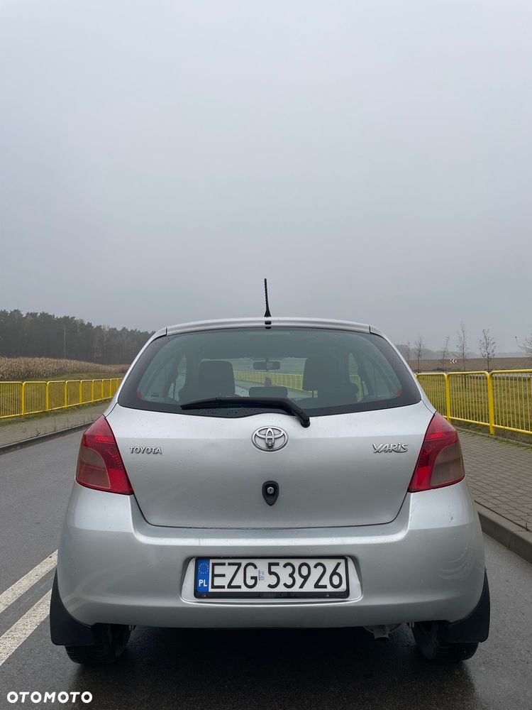 Toyota Yaris 1.4 D-4D - 2