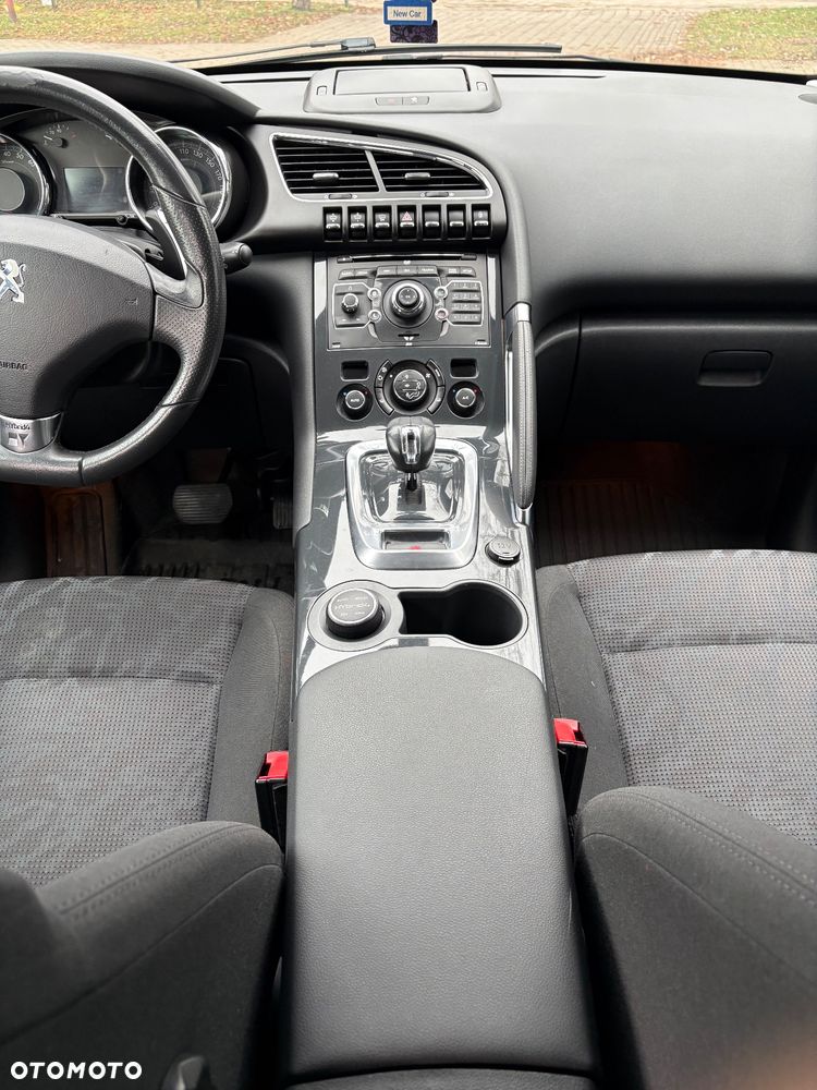 Peugeot 3008 2.0 HDi HYbrid4 - 19