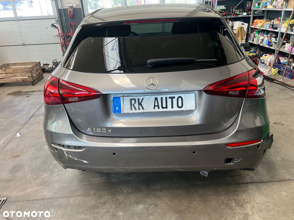 Mercedes-Benz Klasa A 200 d 8G-DCT Special Edition - 11