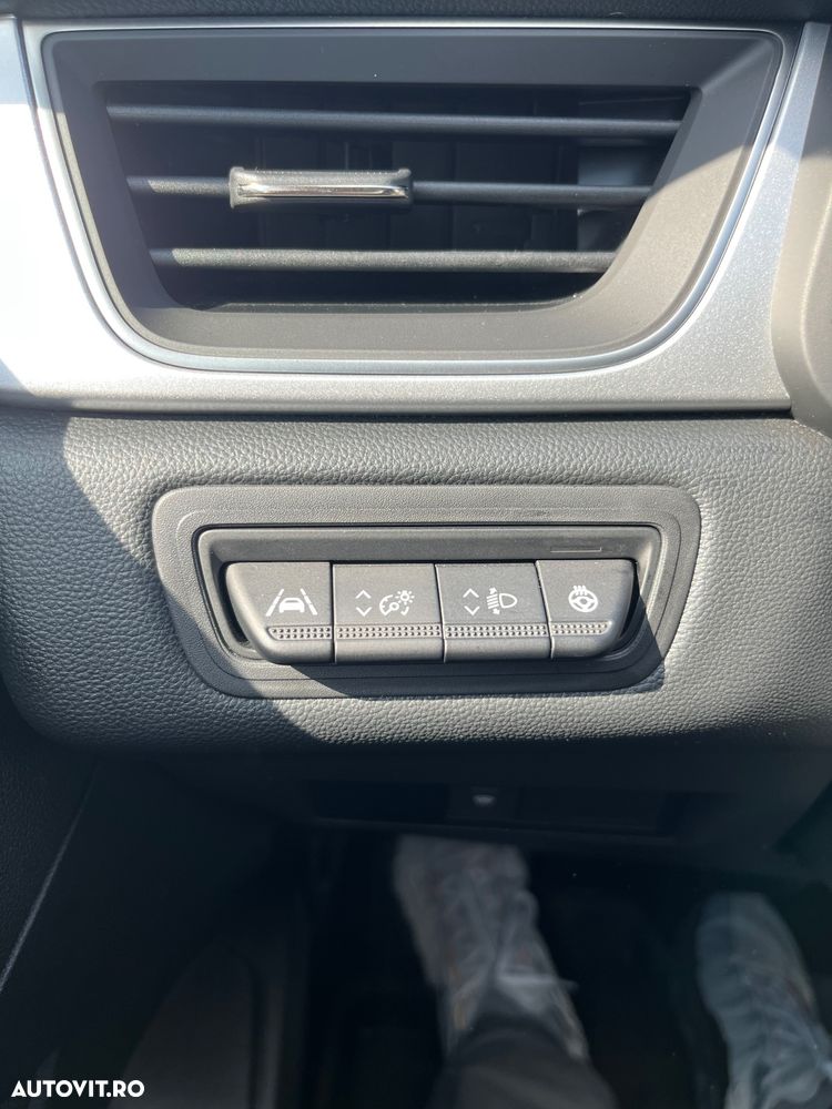 Renault Captur 140 EDC MHEV Techno - 25