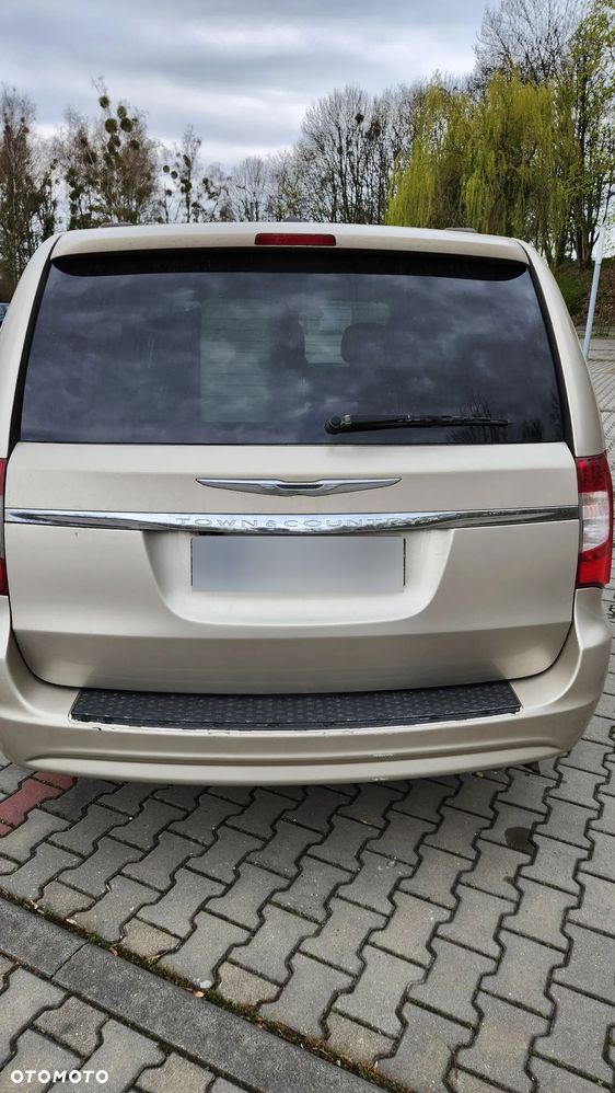 Chrysler Town & Country 3.6 Touring - 14