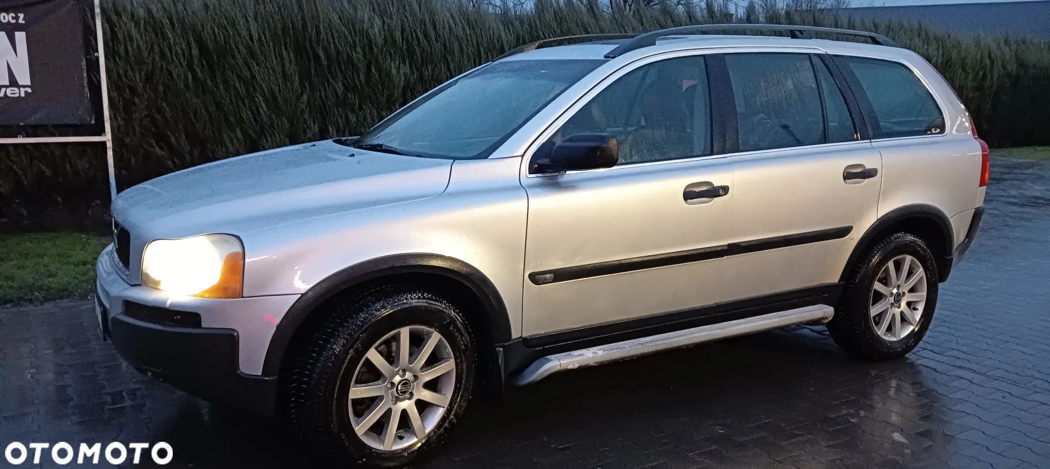 Volvo XC 90 - 1