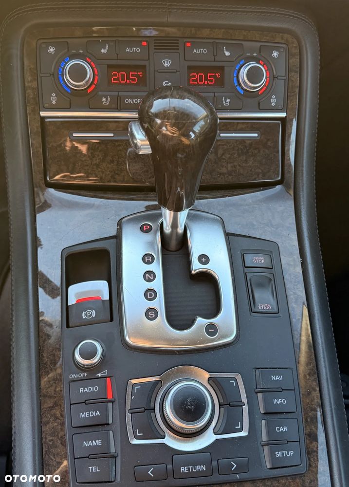 Audi A8 4.2 TDI Quattro - 34
