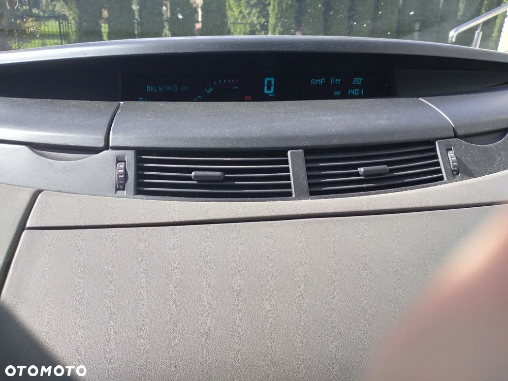Renault Grand Espace 2.0 Authentique - 20