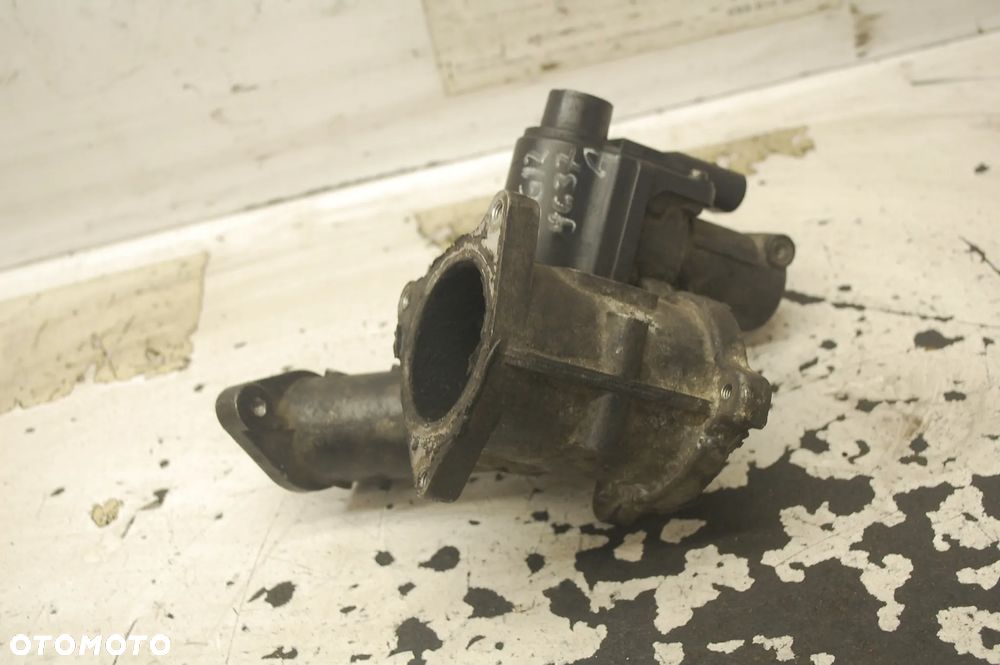 ZAWÓR EGR 03G129637A VW PASSAT B6 2.0 TDI 1.9 TDI AUDI SEAT SKODA 03G121502 - 2