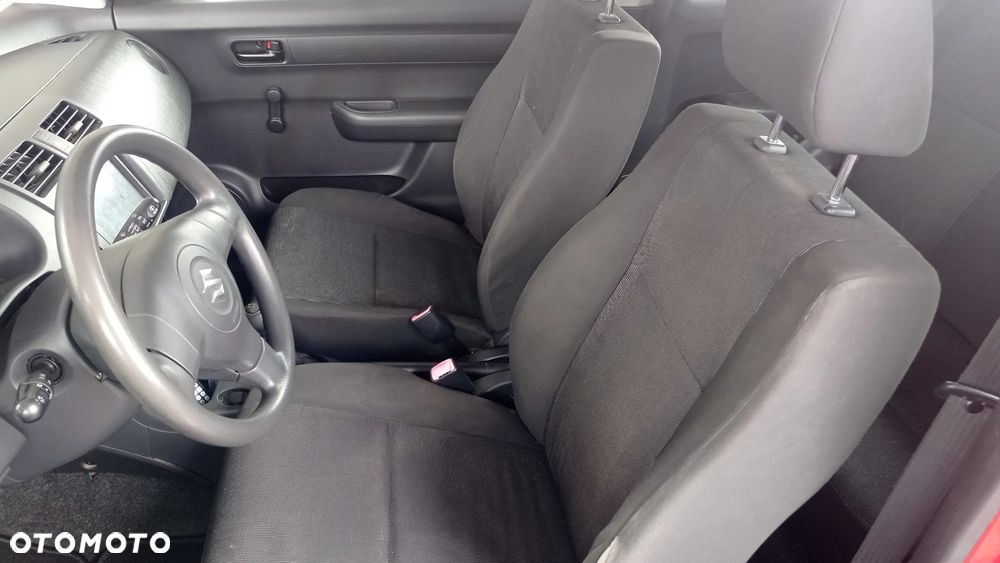 Suzuki Swift 1.3 Comfort - 36